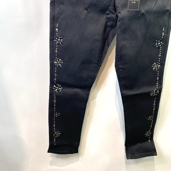 DG2 Diane Gilman Womens Jeans Black Classic Stretch Gemstone Leg Detail Sz 8 NWT - Picture 4 of 12
